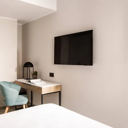 Amery House Hotel 3*