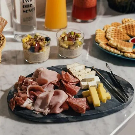 Hotel Amery House 3*